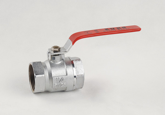 Saluran Air Komersial 2 Inch Brass Ball Valve Internal Threaded