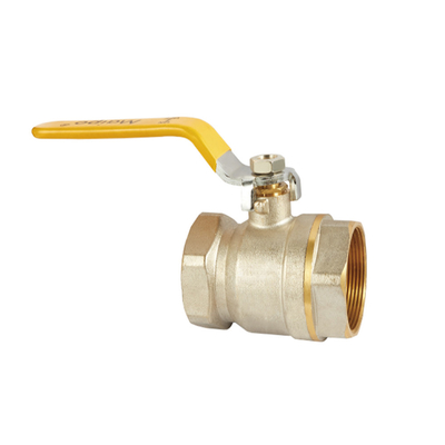Pemasangan Nikel Berlapis 67mm Brass Gas Valve Api Berulir Dalam Keluarga